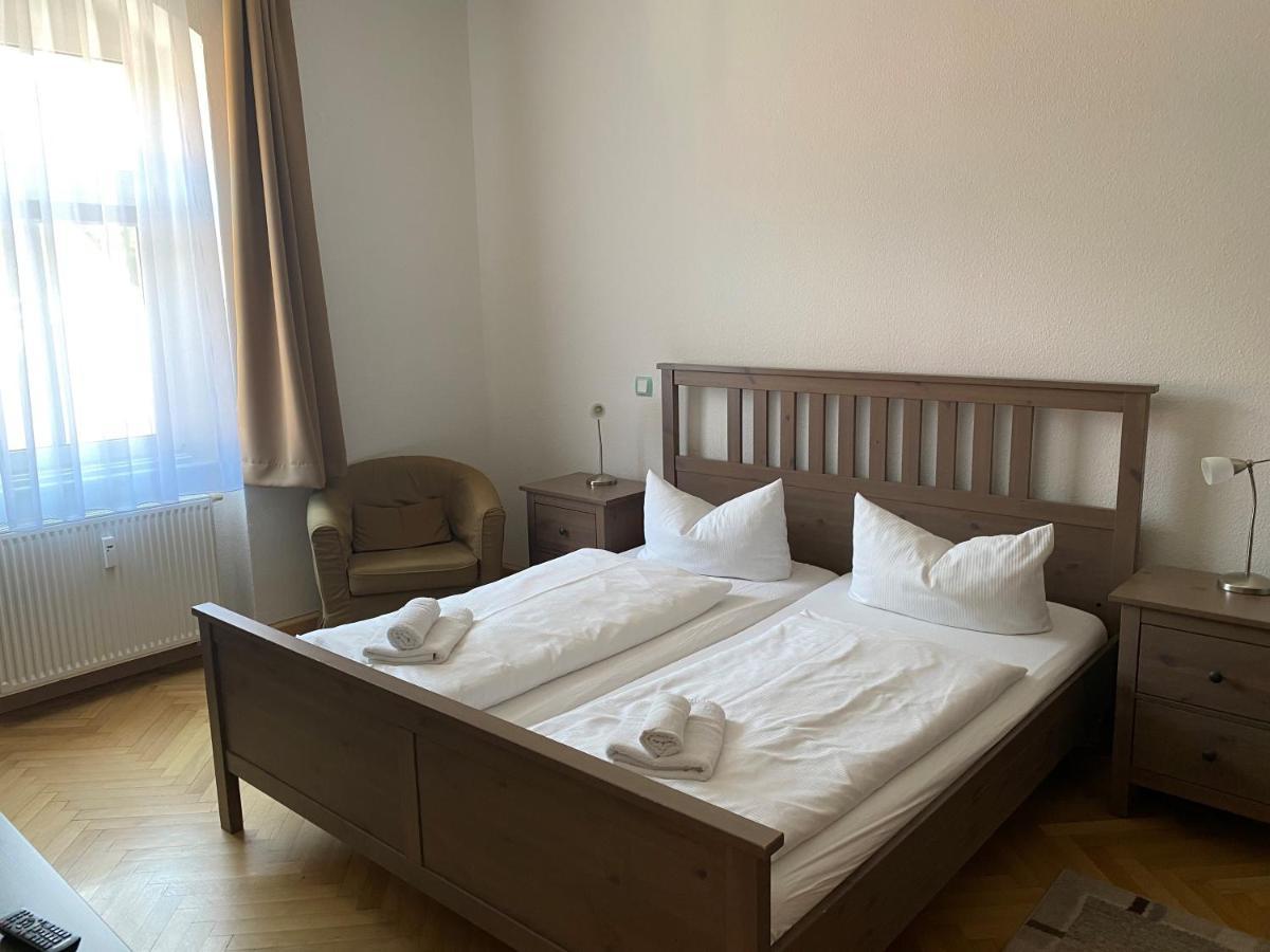 An Der Porzellan-Manufaktur Pension Мейсен Экстерьер фото