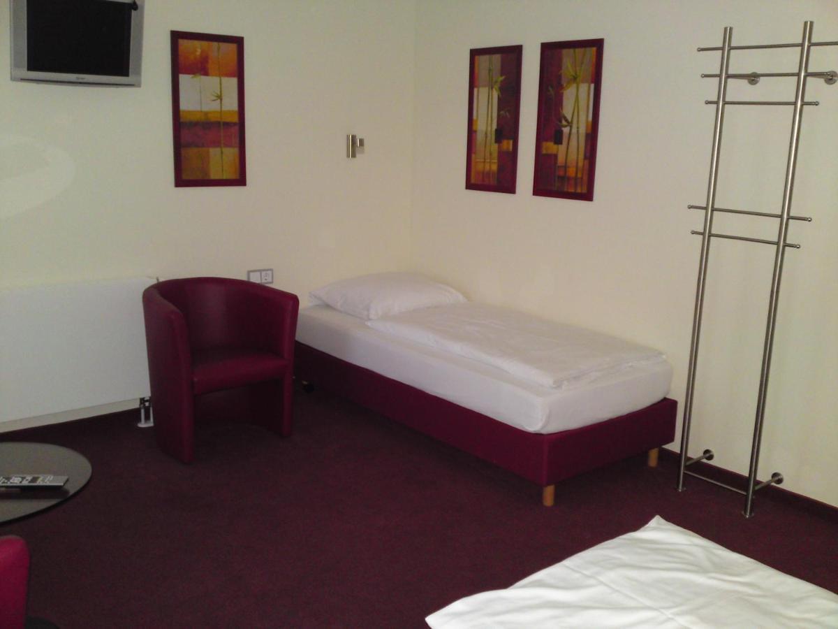 An Der Porzellan-Manufaktur Pension Мейсен Номер фото